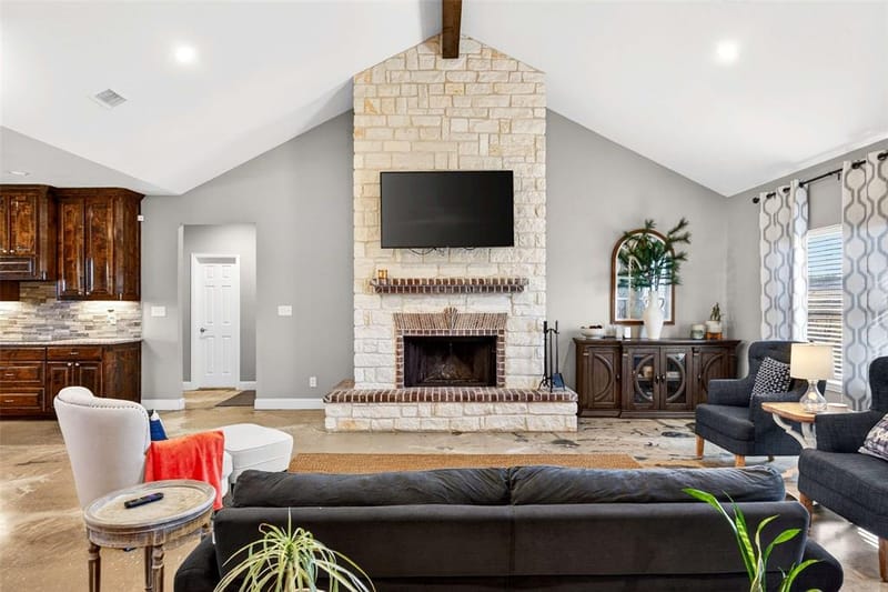 1081 County Road 3591, Paradise TX 76073 - Photo 3