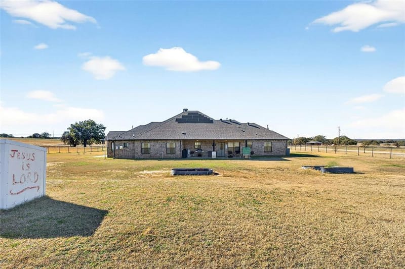 1081 County Road 3591, Paradise TX 76073 - Photo 38
