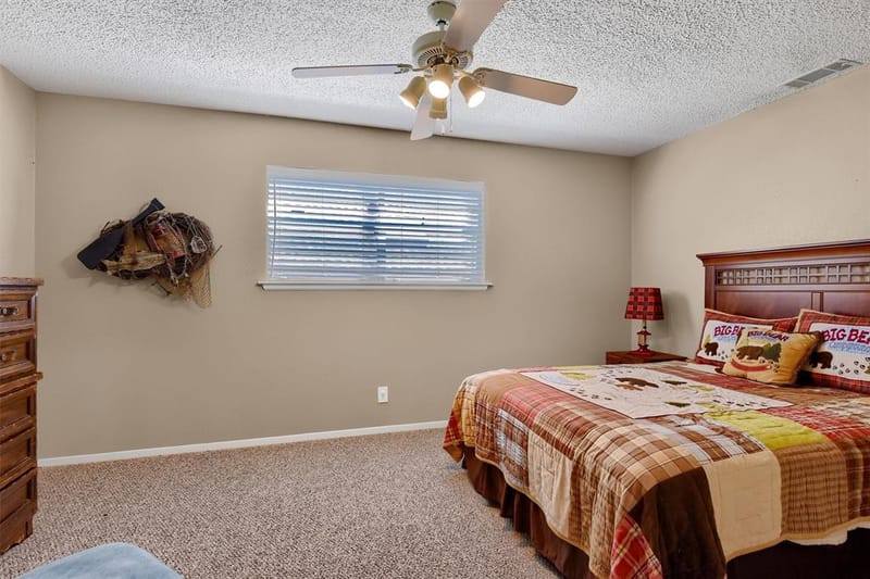 1214 Kiowa Drive E, Lake Kiowa TX 76240 - Photo 16