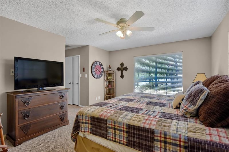 1214 Kiowa Drive E, Lake Kiowa TX 76240 - Photo 22