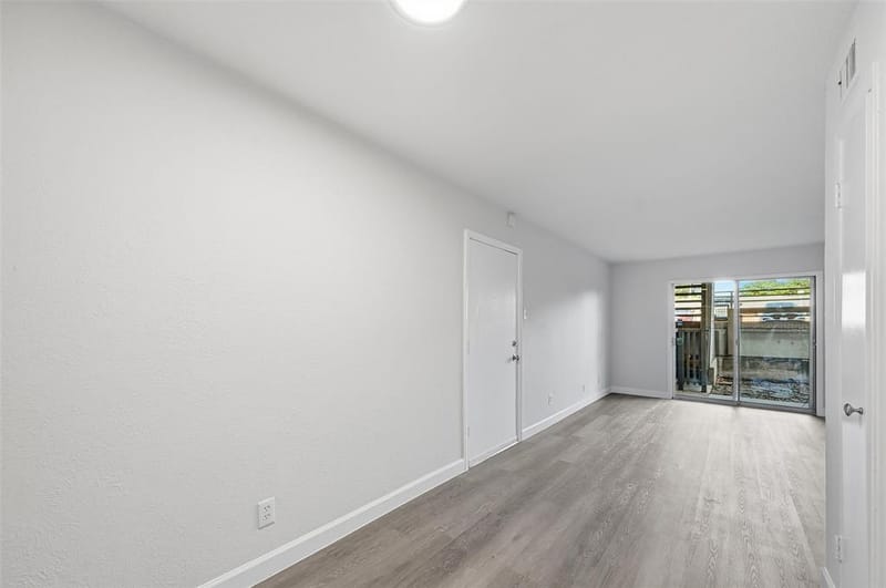 4859 Cedar Springs Road # 136, Dallas TX 75219 - Photo 17