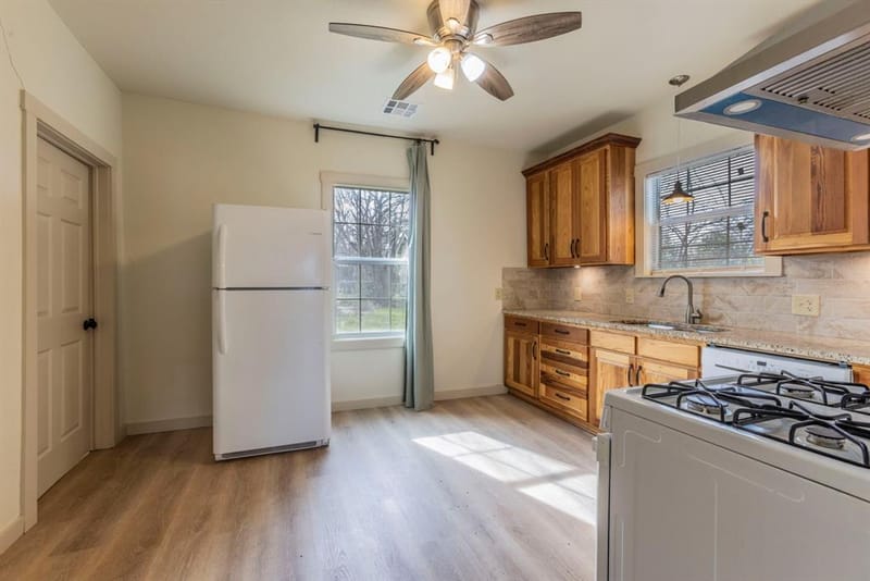 1200 N 4th Street, Waco TX 76707 - Photo 11
