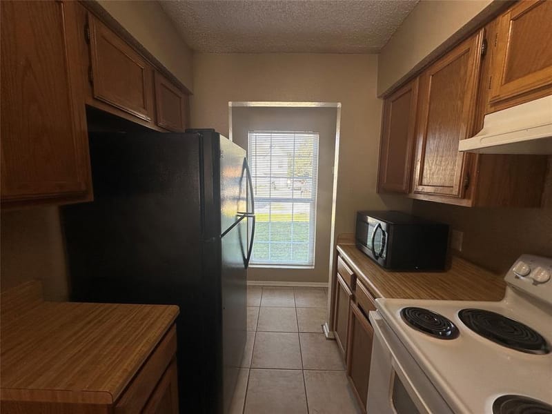 2174 Aspen Drive, Dallas TX 75227 - Photo 5