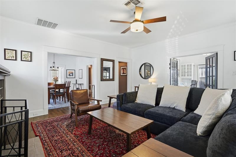 2243 Fairmount Avenue, Fort Worth TX 76110 - Photo 9