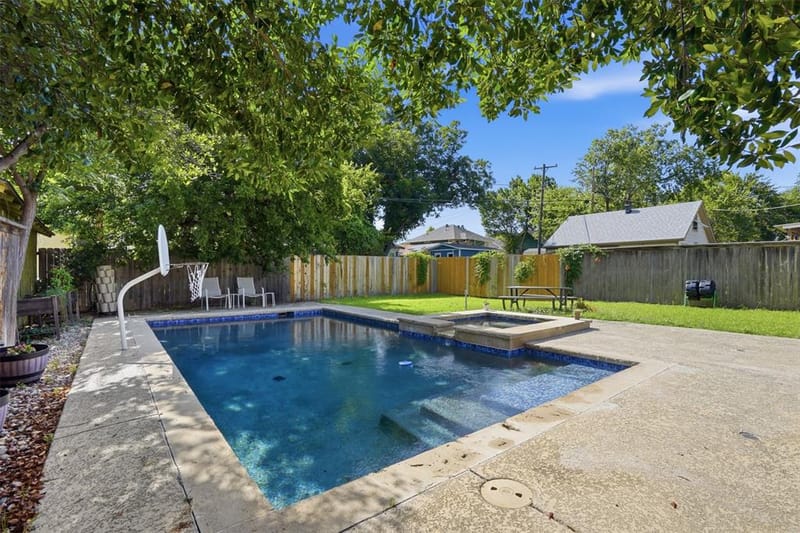 2243 Fairmount Avenue, Fort Worth TX 76110 - Photo 25
