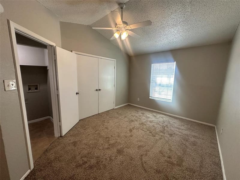 9447 Olde Towne Row, Dallas TX 75227 - Photo 17