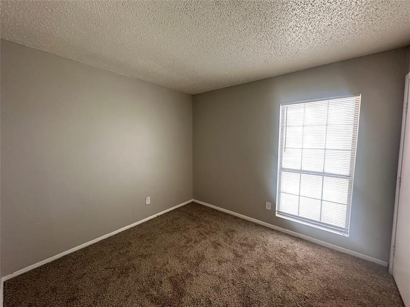 9447 Olde Towne Row, Dallas TX 75227 - Photo 11