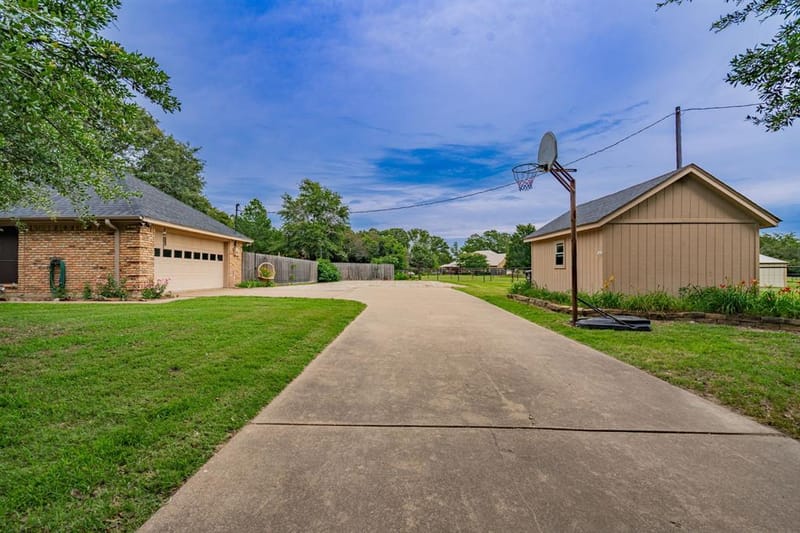 8429 Karen Lane, Terrell TX 75160 - Photo 23