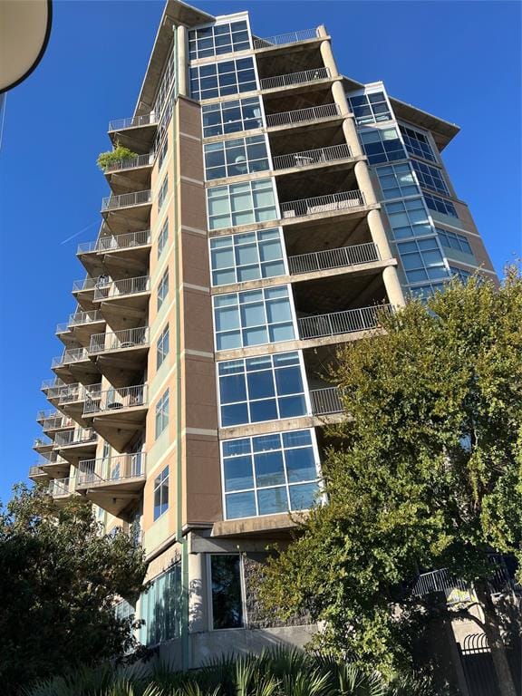 1001 Belleview Street # 201, Dallas TX 75215 - Photo 26