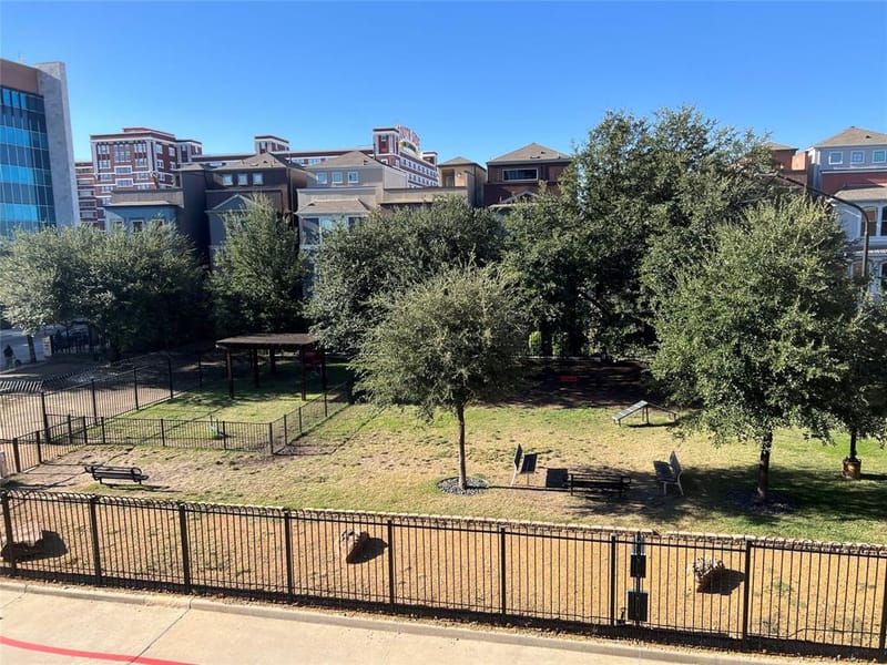 1001 Belleview Street # 201, Dallas TX 75215 - Photo 36