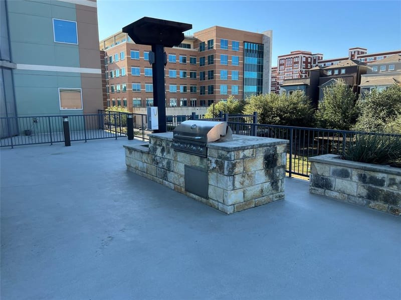 1001 Belleview Street # 201, Dallas TX 75215 - Photo 32