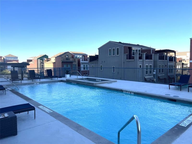 1001 Belleview Street # 201, Dallas TX 75215 - Photo 38