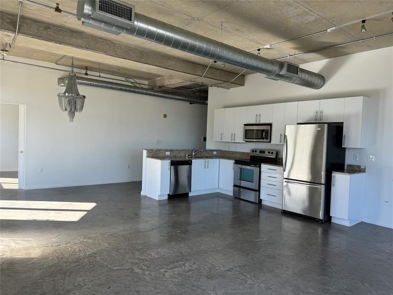 1001 Belleview Street # 201, Dallas TX 75215 - Photo 21