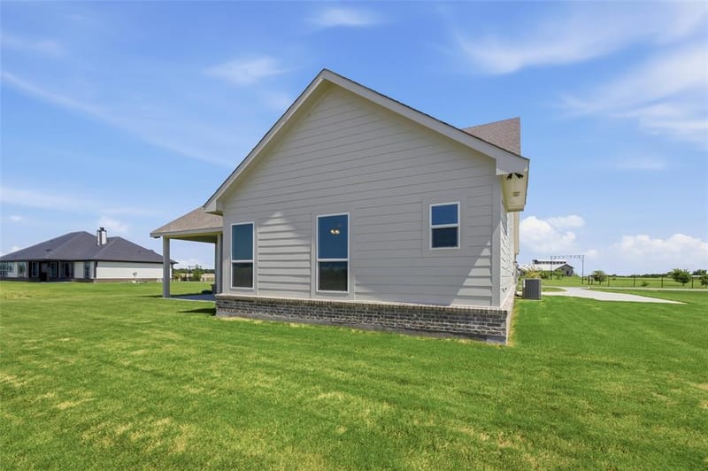 870 County Road 200, Valley View TX 76272 - Photo 26