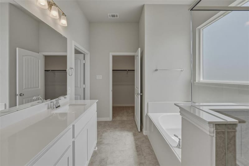 870 County Road 200, Valley View TX 76272 - Photo 20
