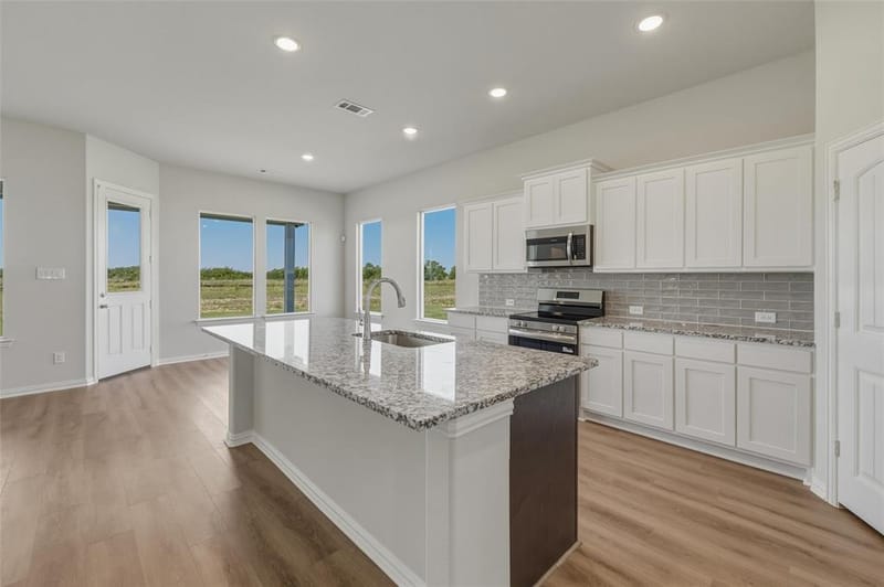 870 County Road 200, Valley View TX 76272 - Photo 9