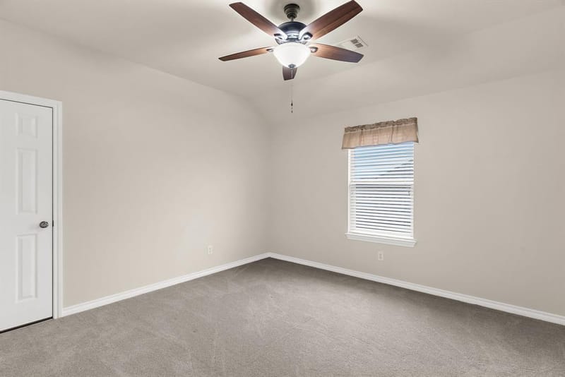 221 Villanova Drive, Van Alstyne TX 75495 - Photo 23