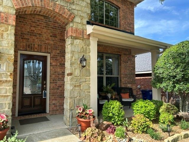 221 Villanova Drive, Van Alstyne TX 75495 - Photo 2
