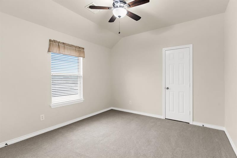 221 Villanova Drive, Van Alstyne TX 75495 - Photo 26