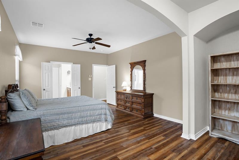 221 Villanova Drive, Van Alstyne TX 75495 - Photo 15