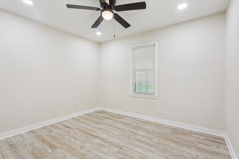 310 Garfield Street, McGregor TX 76657 - Photo 23