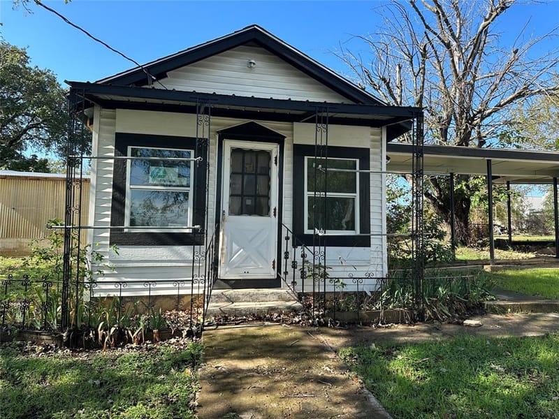 716 N Mesquite Street, Hico TX 76457 - Photo 26