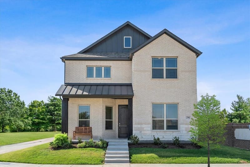 2702 Colby Drive, Mansfield TX 76063 - Photo 2