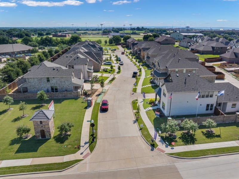 2702 Colby Drive, Mansfield TX 76063 - Photo 38