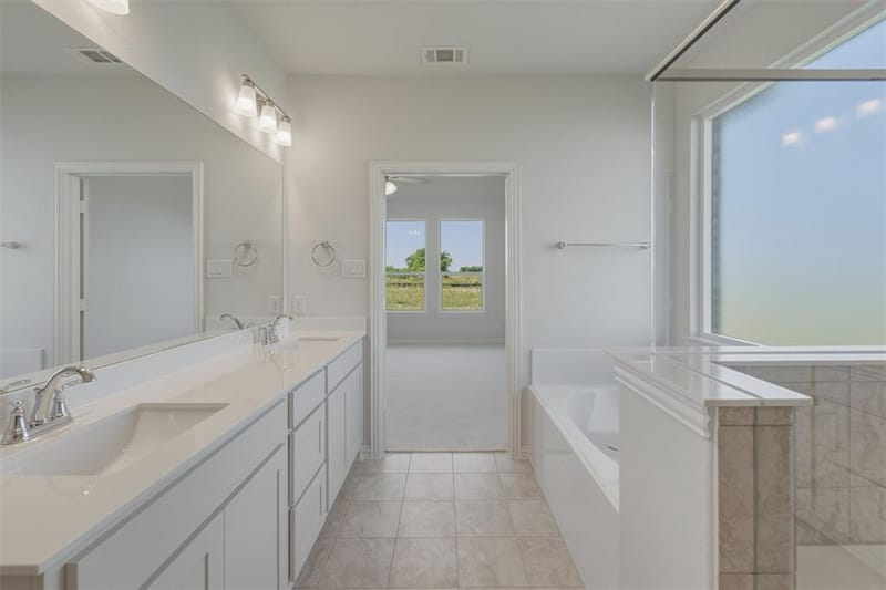 810 County Road 200, Valley View TX 76272 - Photo 23