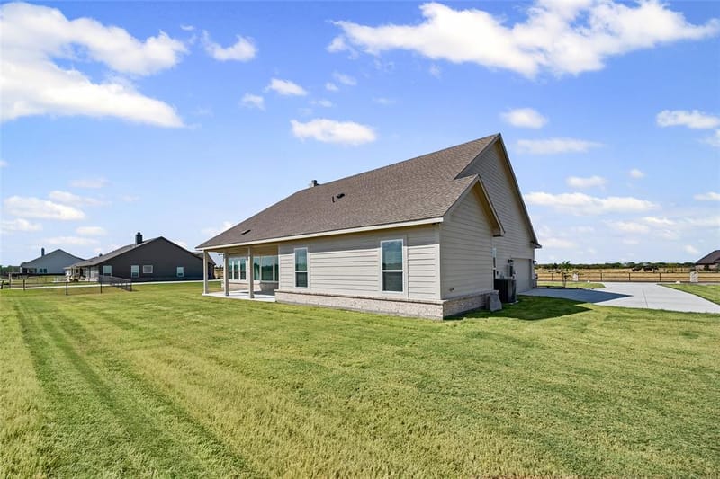 780 County Road 200, Valley View TX 76272 - Photo 33