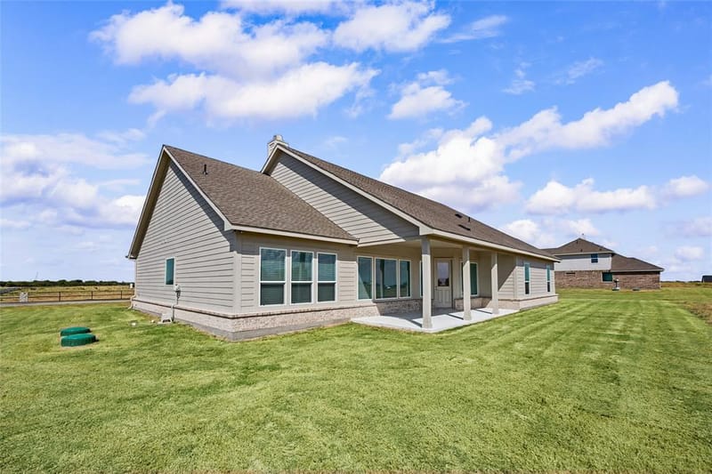 780 County Road 200, Valley View TX 76272 - Photo 31