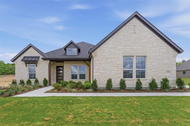 532 Lantana Drive, Weatherford TX 76085 - Photo 2
