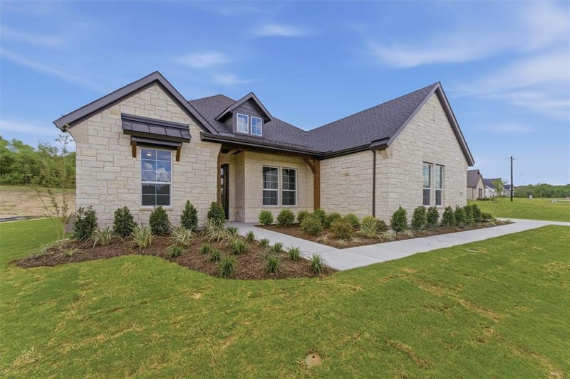 532 Lantana Drive, Weatherford TX 76085 - Photo 3