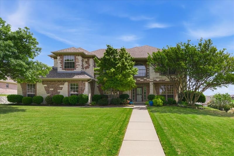 7517 Eagle Ridge Circle, Fort Worth TX 76179 - Photo 4