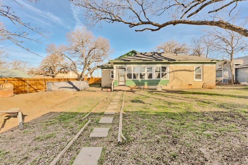 517 W Lamar Street, Alvord TX 76225 - Photo 20