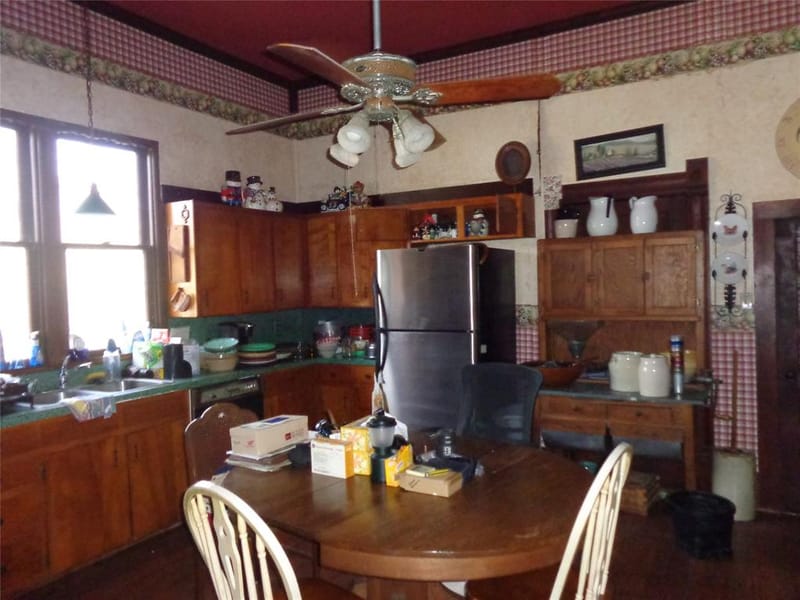 506 S 3rd Street, Grandview TX 76050 - Photo 6