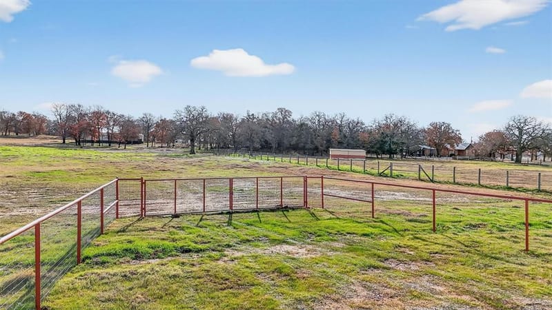 7154 E Fm 922, Valley View TX 76272 - Photo 3