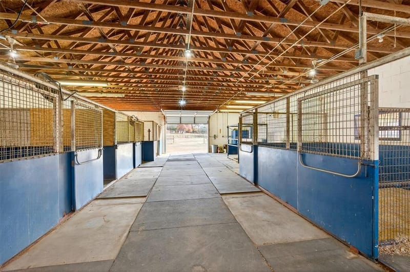 7154 E Fm 922, Valley View TX 76272 - Photo 8