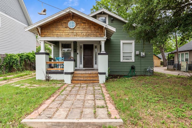 1815 S 12TH Street, Waco TX 76706