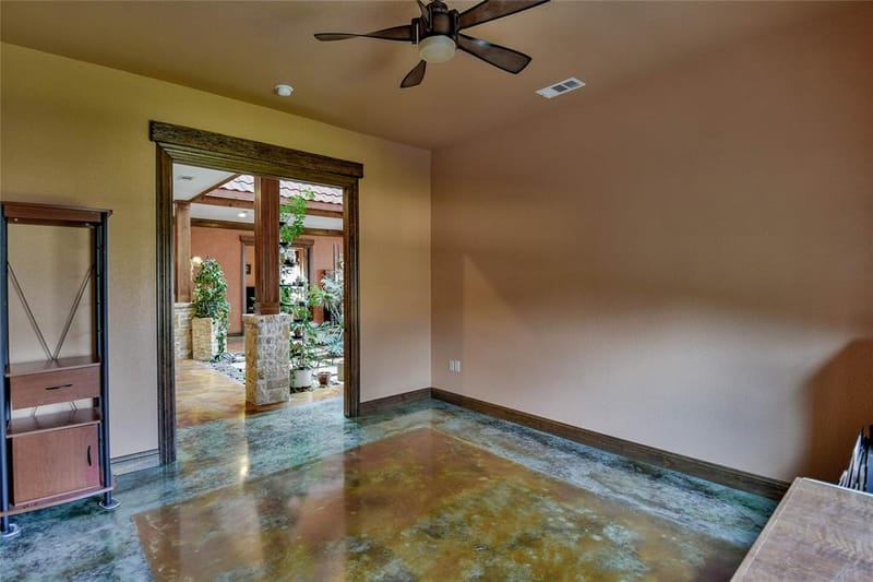 1501 S Chisholm Trail, Granbury TX 76048 - Photo 27