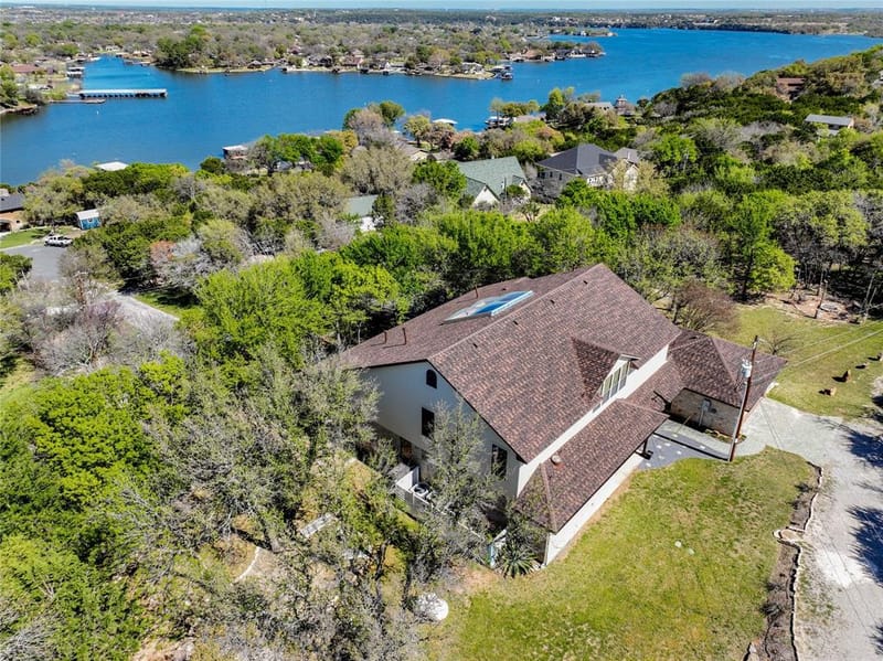 1501 S Chisholm Trail, Granbury TX 76048 - Photo 2