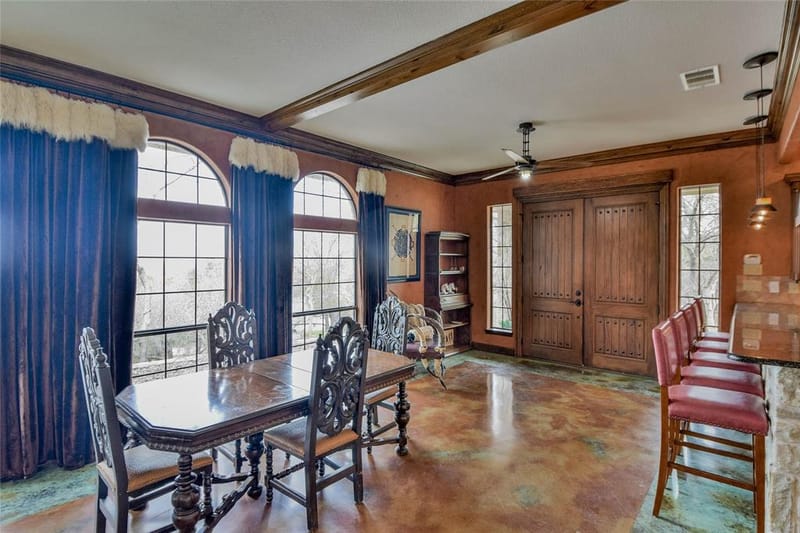 1501 S Chisholm Trail, Granbury TX 76048 - Photo 7