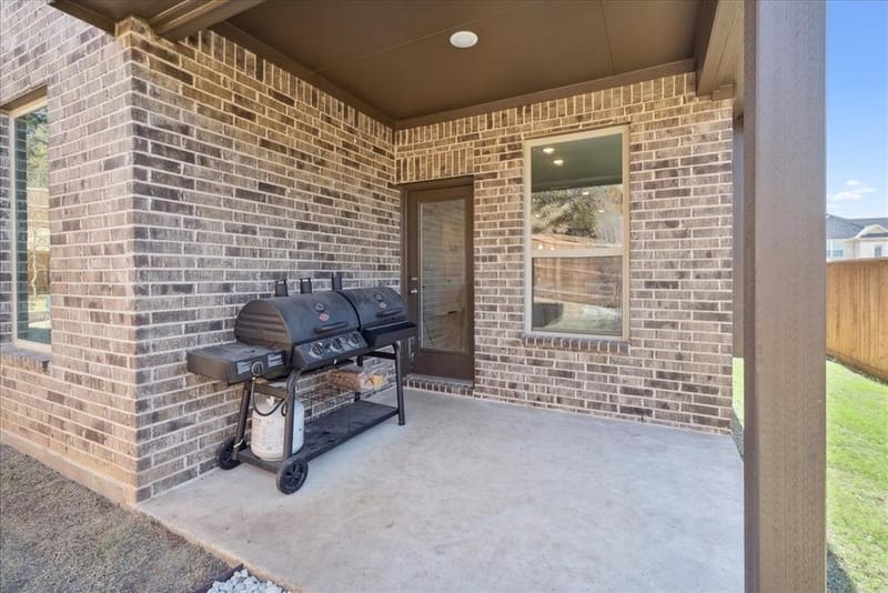 7045 Pecan Glen Place, Fort Worth TX 76120 - Photo 28