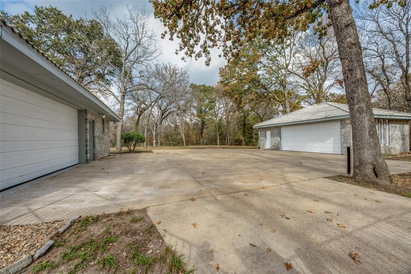 2525 Canyon Creek Drive, Sherman TX 75092 - Photo 27