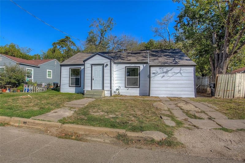 1908 Division Street, Greenville TX 75401 - Photo 14
