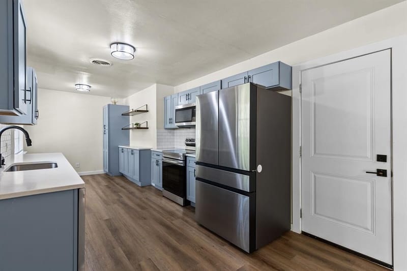 322 S BARBARA, Lacy Lakeview TX 76705 - Photo 22