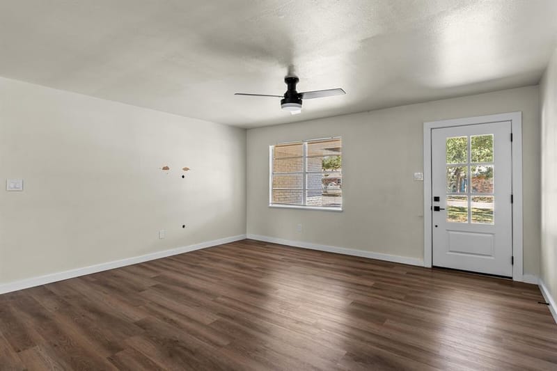 322 S BARBARA, Lacy Lakeview TX 76705 - Photo 19