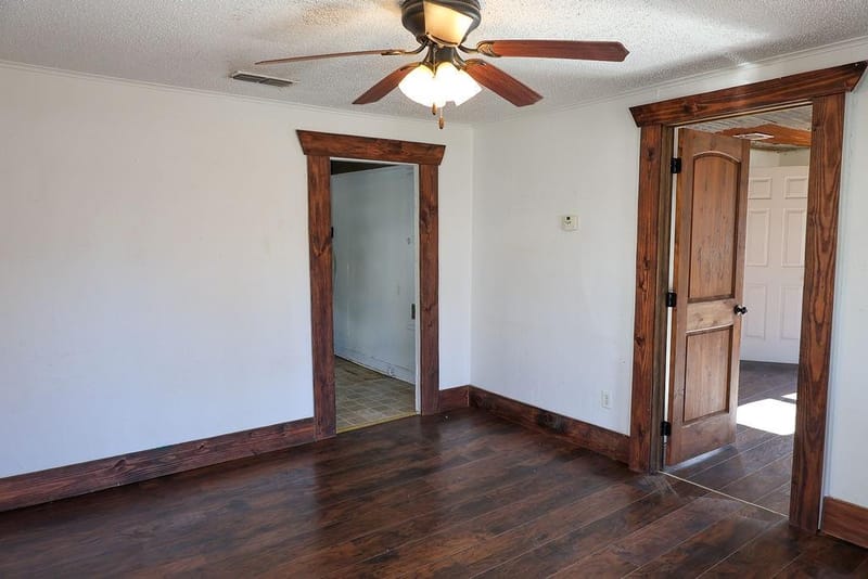 955 N Stephen Avenue, Stephenville TX 76401 - Photo 9