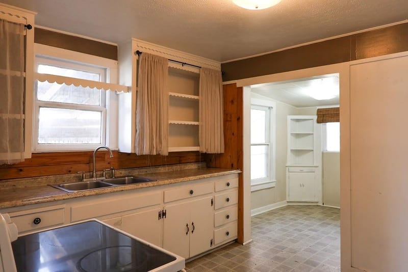 955 N Stephen Avenue, Stephenville TX 76401 - Photo 33