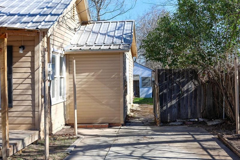 955 N Stephen Avenue, Stephenville TX 76401 - Photo 39